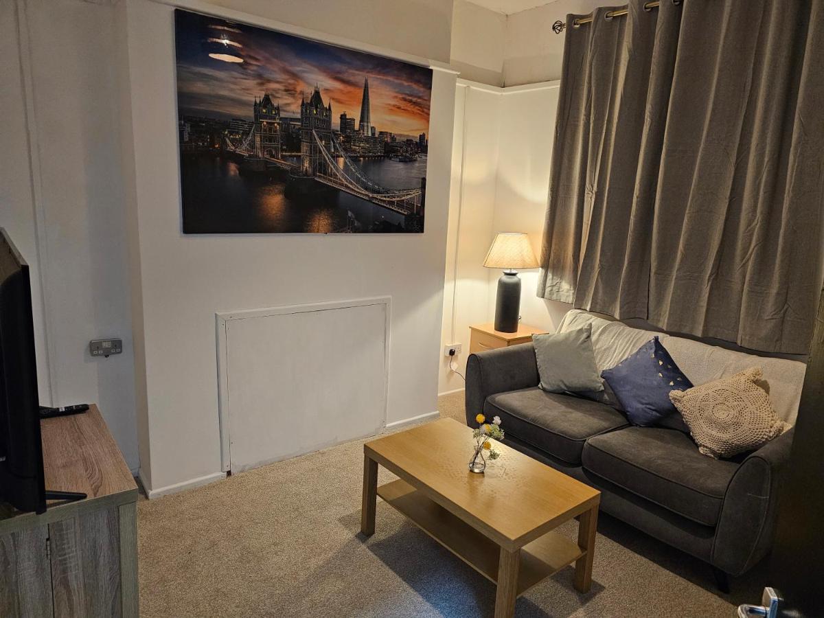 Skyline Queen'S Suites 203 سوانسي المظهر الخارجي الصورة
